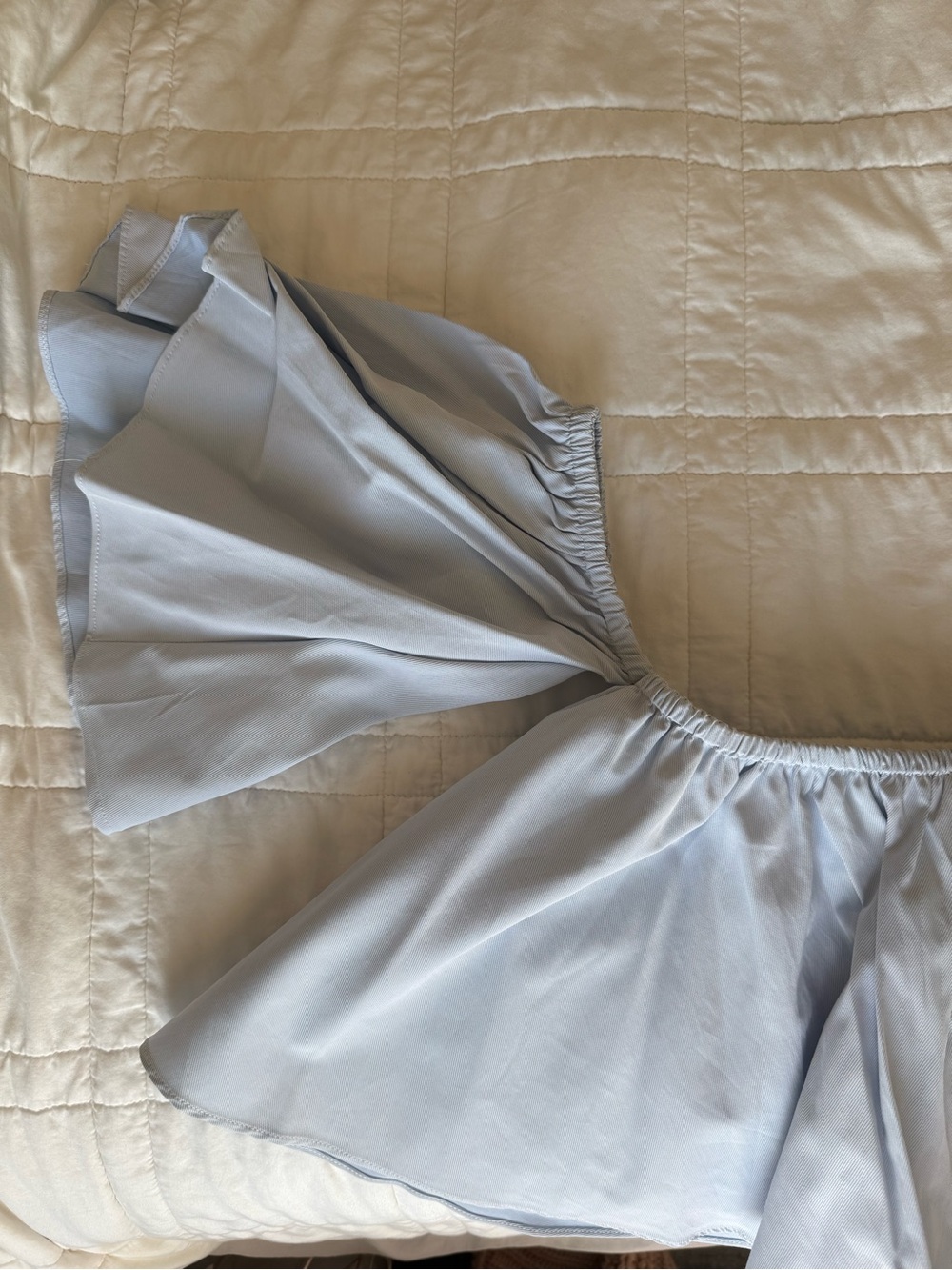 Off-Shoulder Ruffle Crop Top - Light Blue - Picture 6 of 6